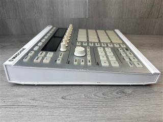Native Instruments Maschine MK2 Groove Production Controller
